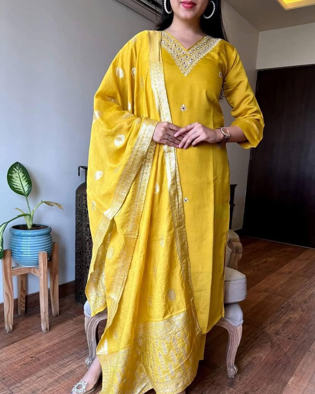 Showroom Collection – Heavy Roman Silk Suit Set with Jacquard Dupatta